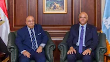 لبحث التعاون.. محافظ الإسكندرية يستقبل رئيس نادي القضاة- صور