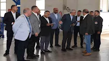 وزير الإنتاج الحربي يتفقد خطوط شركة هليوبوليس للصناعات الكيماوية