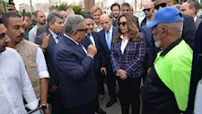 وزيرة التنمية المحلية ومحافظ الدقهلية يتفقدان معدات النظافة ووسائل مواصلات المنصورة