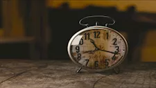  لماذا نشعر بأن السنوات تمر سريعا مع التقدم في العمر؟.. العلم يوضح السبب