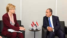 وزير الخارجية: نعمل على تعزيز التعاون الاقتصادي مع لاتفيا 
