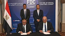 وزيرا الصناعة والاتصالات يشهدان توقيع بروتوكول تعاون بين تحديث الصناعة والشرق الأوسط لخدمات التكنولوجيا 