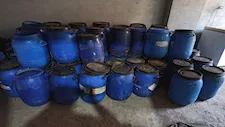 فطريات على العسل وسكر فاسد.. تفاصيل ضبط 23 طن أغذية فاسدة بالمنيا