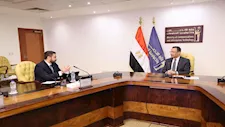 وزير الاتصالات يبحث مع "إنترو" إنشاء مركز كيميت للبيانات باستثمارات 270 مليون دولار للمرحلة الأولى