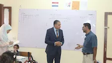 مدير تعليم الجيزة يتفقد 6 مدارس بالدقي وجنوب الجيزة ويوجه بانضباط صارم
