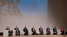 رئيس جامعة الأزهر: لا تعارض بين الانتماء الديني والولاء للوطن - صور