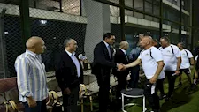 بالصور.. وزير الشباب والرياضة يؤازر منتخب مصر قبل مواجهة أنجولا