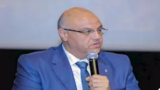 "رؤية البحر للجميع".. محافظ الإسكندرية يعلن إنشاء مدرجات مجانية على الكورنيش - صور