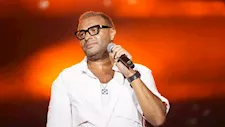 رامي صبري لـ عمرو دياب بعد إنجاز"جينيس": "دايما ممتعنا ونفتخر بيك"