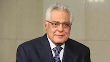 توفيق عبدالحميد يعلق على شائعات وفاته.. ماذا قال؟ 
