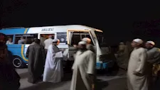 "إحنا براء من اللي حصل".. أهالي كمشيش يزورون أسرة ضحية جريمة قتل صديق بالمنوفية ويؤكدون: الجريمة لا تمثل القرية (صور)