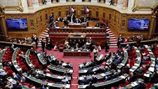اليمين المتطرف في فرنسا يحقق مكاسب تاريخية في انتخابات مجلس الشيوخ