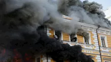 روسيا تدعو البعثات الدبلوماسية لمغادرة أوكرانيا فورا.. ماذا حدث؟