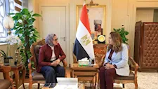 منال عوض تتابع ملفات التصالح وتقنين الأراضي وحياة كريمة بالوادي الجديد