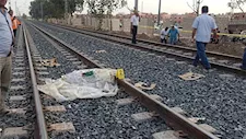 مصرع شخص مجهول الهوية أسفل عجلات قطار بسوهاج