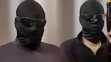 هجوم مسلح في هولندا.. مقتل حارس أمن وإصابة شرطيين واحتجاز 35 شخصًا (فيديو)