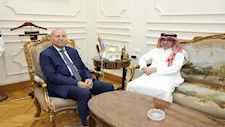 محافظ القاهرة يبحث جذب مزيد من السائحين العرب والاستثمارات للمدينة