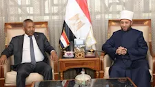 وزير الأوقاف يبحث مع سفير السودان تعزيز التعاون الديني والثقافي