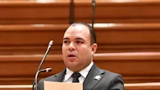 نائب يطالب بإقالة وزير الصحة والتحقيق في إنفاق 90 مليار جنيه على الدواء