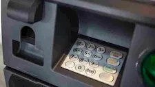 لماذا تُصنع لوحة مفاتيح الـ ATM من المعدن؟