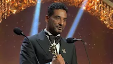 عمرو سعد: "الجمهور كلمة السر في تتويجي بجائزة أفضل ممثل عربي.. واستعد لعمل