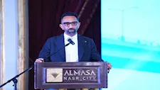 وزير العمل: نربط الاستثمار بالتدريب والتشغيل لفتح أسواق جديدة للمهارة المصرية