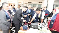 الفريق أسامة ربيع ورئيس جامعة قناة السويس يفتتحان معرض الابتكارات الطلابية 
