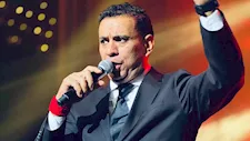 محمود الليثي يكشف سر إقامته الدائمة في الفندق برفقة أولاده
