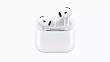 أبل تطلق AirPods 5.. ترجمة فورية وإلغاء ضوضاء متطور 