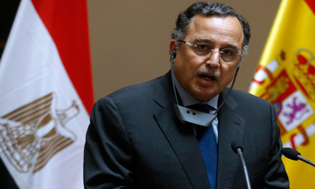 وزير الخارجية يغادر القاهرة في طريقه إلى دبي