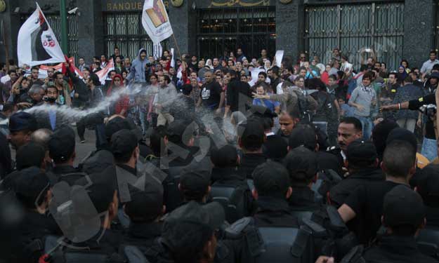''المنظمة المصرية'' تطالب بالإفراج عن متظاهري مجلس
