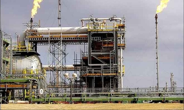 البترول تعلن تفاصيل 8 اتفاقيات جديدة باستثمارات 1.