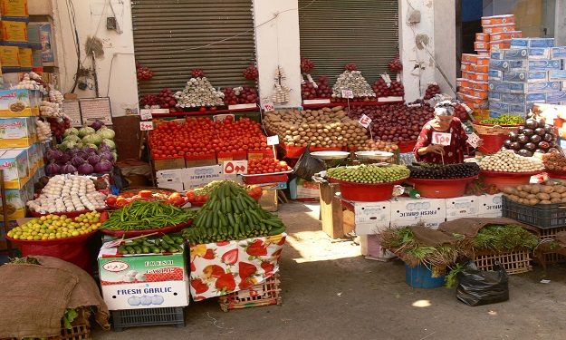 استقرار معظم الأسعار الاسترشادية للخضر والفاكهة في