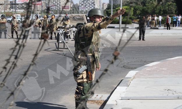 قوات الجيش تغلق محيط ''رابعة'' أمام حركة السيارات