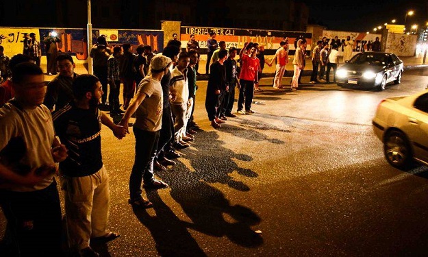 العشرات ينظمون وقفة بالمدينة الجامعية بالقاهرة تضا