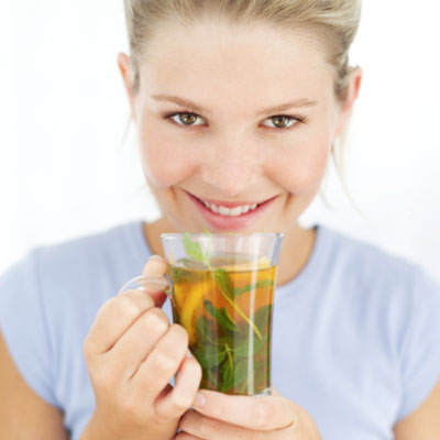 شاي الأعشاب: الصحة في كوب