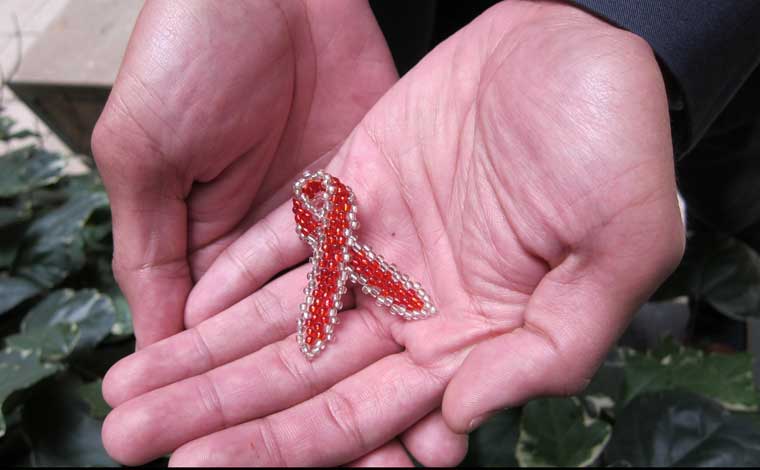 الباحثون يرون تقدما وتحديات فى مجال الايدز