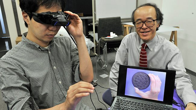 علماء يابانيون يخترعون نظارة تساعد على التخسيس