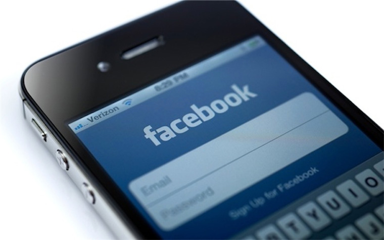 فيس بوك الأكثر استخداماً على هواتف الأمريكيين
