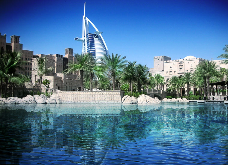 أراضي دبي تحصل على تجديد ثلاث شهادات &#8220;آيزو&#