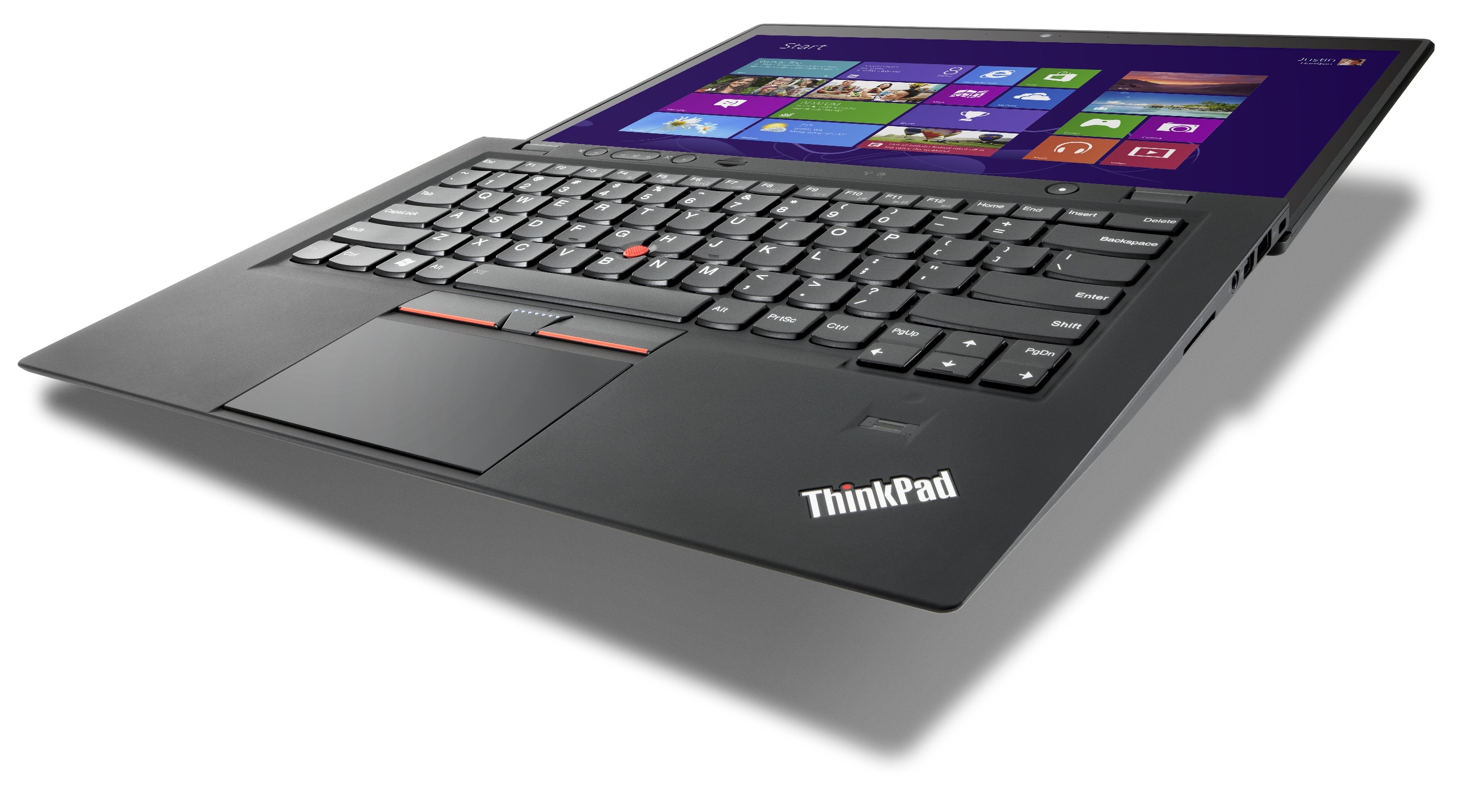 لينوفو تطرح ThinkPad X1 Carbon Touch بالإمارات