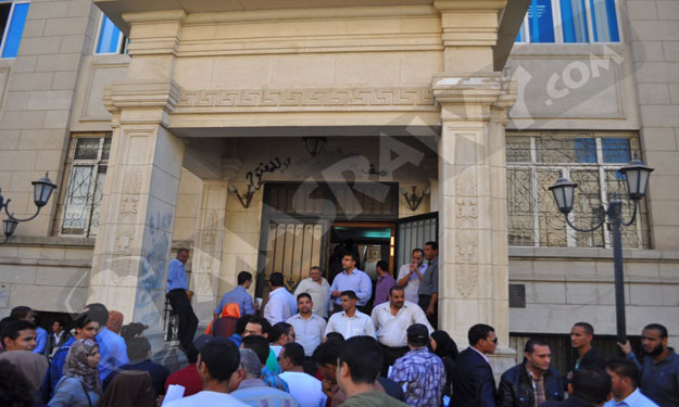 طلاب أنصار مرسي ينهون وقفتهم الثانية أمام المجلس ا