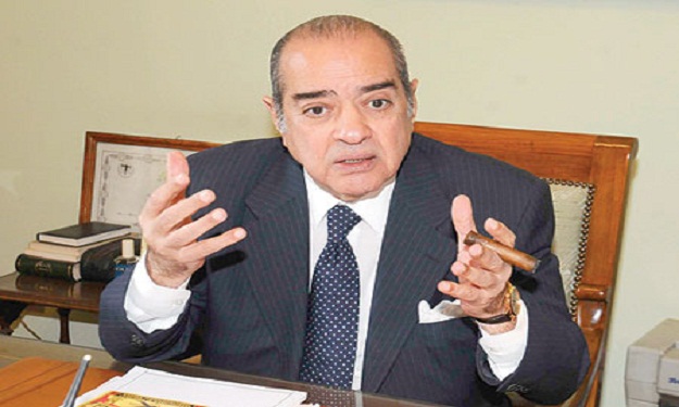 فريد الديب لرويترز: مبارك يريد التصويت دعما للدستو