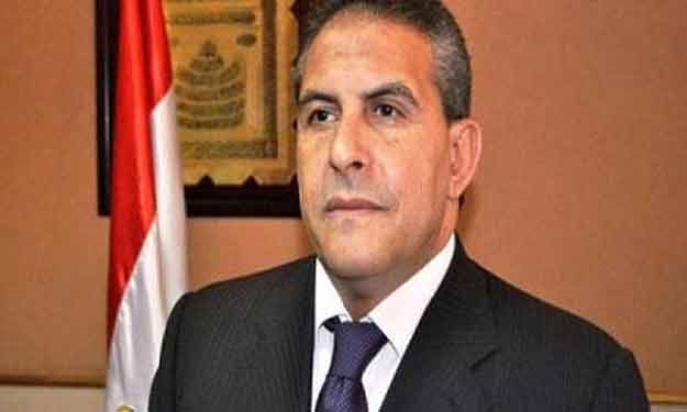 طاهر أبو زيد ينفي تقديم استقالته من منصب وزير الري