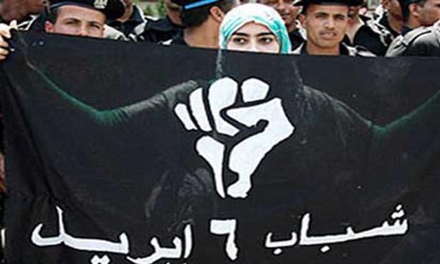 6 ابريل: النيابة العامة في سنة مرسي أكثر فسادا من 