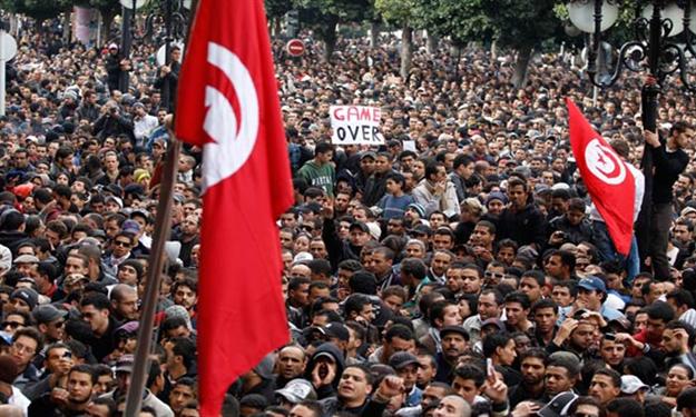 بي بي سي تسأل: هل حققت تونس ''معجزة'' الانتقال الس