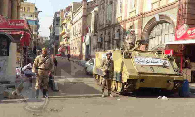 مصدر عسكري: الجيش يؤمن محيط لجان الاستفتاء على الد