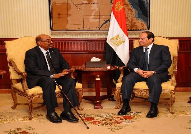 الرئيس عبد الفتاح السيسي و الرئيس السوداني عمر الب