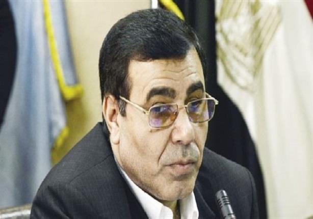 عبد الفتاح إبراهيم رئيس النقابة العامة للغزل والنس