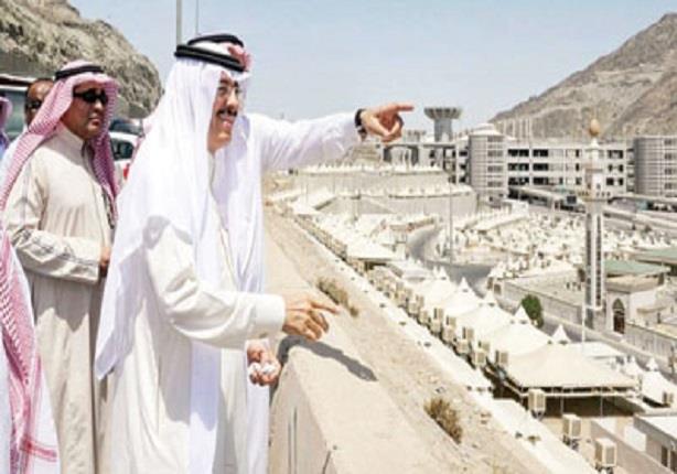 وزير الحج يبحث الاستعدادات لموسم العمرة الجديد